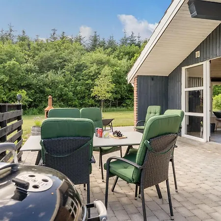 Alois - 31km From The Sea By Interhome *